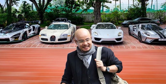 Đại gia Vũ “Qua” mua quá nhiều xe, liên tục xây thêm garage vẫn thiếu chỗ để