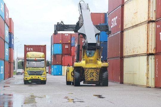 Logistics miền Trung đối mặt với nhiều áp lực