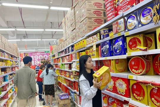 Giảm 2% thuế VAT: Vẫn thiếu Nghị định hướng dẫn chi tiết