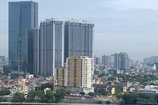 Doanh nghiệp địa ốc chật vật xoay dòng tiền