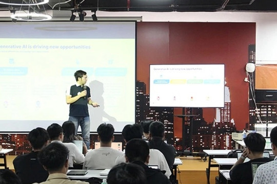 Google I/O Extended Mien Trung 2024: Nhịp cầu kết nối hệ sinh thái khởi nghiệp công nghệ