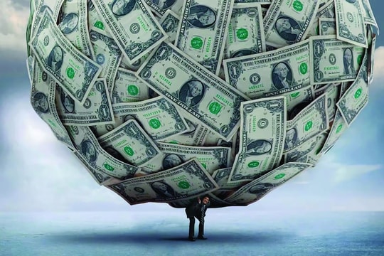 “Bom nợ” toàn cầu có đáng sợ?