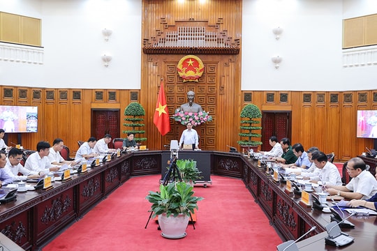 Thủ tướng: Hoàn thành đường dây 500 kV mạch 3 dịp kỷ niệm 79 năm Cách mạng tháng Tám và Quốc khánh 2/9