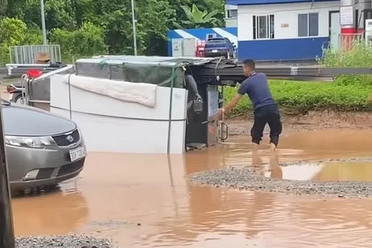 Hà Nội: Doanh nghiệp “kêu trời” vì tỉnh lộ 35 xuống cấp nghiêm trọng