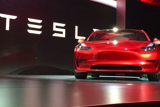 Cổ phiếu Tesla ở đâu sau 5 năm nữa?