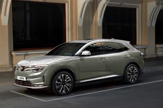 Chuyên gia: VF 8 Lux thăng hạng trải nghiệm “từ ngoài vào trong” cho người lái và hành khách