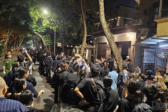 Chuyện ghi được khi đi viếng Tổng Bí thư Nguyễn Phú Trọng