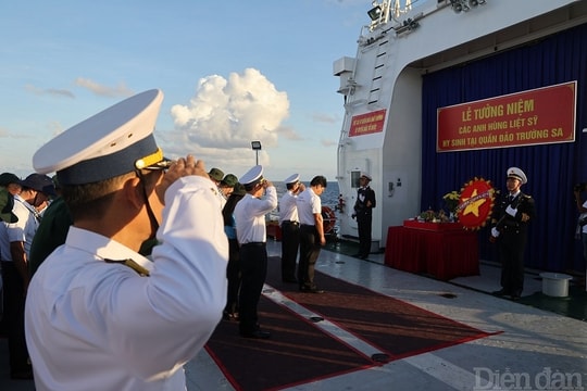 Khắc ghi sự hy sinh của các anh hùng liệt sỹ vì chủ quyền biển, đảo thiêng liêng
