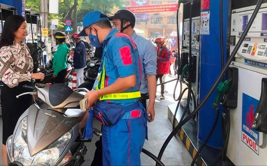 Lập sàn giao dịch xăng dầu: Cần một lộ trình thích hợp