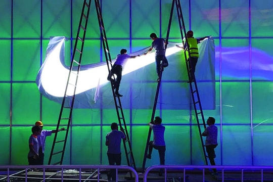 “Cơn gió ngược” với Nike