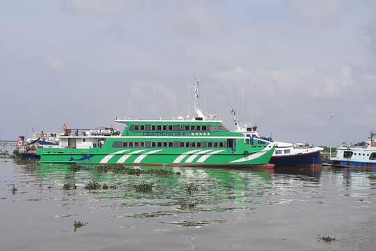Kiên Giang thu hút đầu tư thêm 2 tàu cao tốc hiện đại vận tải đường biển