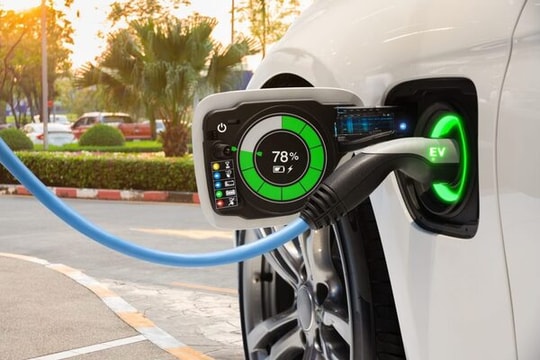 Đề xuất giảm thuế tiêu thụ đặc biệt cho xe điện hybrid