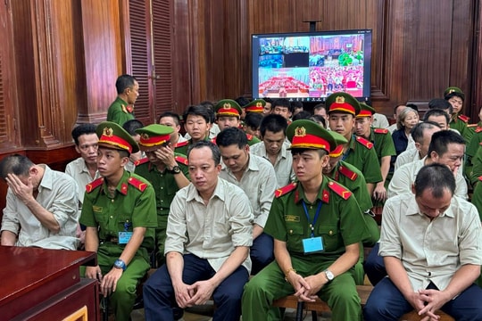 Xét xử đại án ngành đăng kiểm: Áp lực chung chi và “chiêu” ép đưa hối lộ