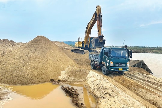 “Siết” quy định giao mỏ khoáng sản: Cần chú trọng đến chính sách thuế, phí