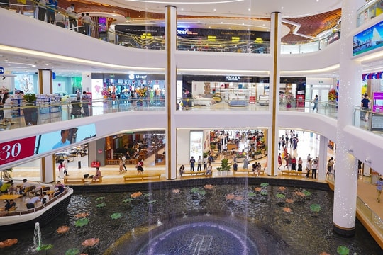 Giải mã sức hút “mega mall"