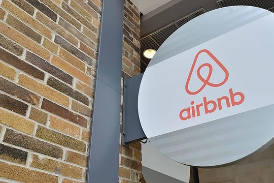 Mô hình Airbnb gặp khó
