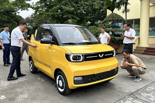 Ô tô điện mini giảm giá sâu, sẽ thay thế xe máy?