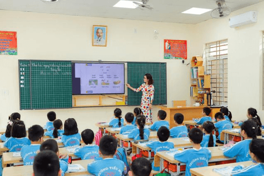 Mua TIVI cho trường học "tưởng dễ" mà khó