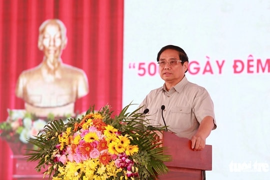 Cao điểm "500 ngày đêm hoàn thành 3.000km đường bộ cao tốc”