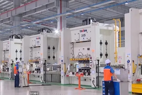 Nhiều thách thức khiến doanh nghiệp sản xuất "khó" tiết kiệm điện