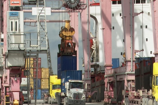 Thu phí dự án BOT Phú Hữu: Doanh nghiệp mong được chia sẻ