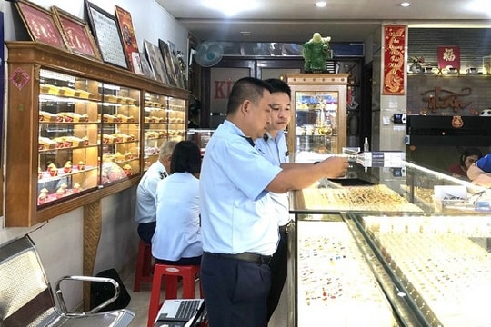 Vì sao hơn 100 doanh nghiệp kinh doanh vàng tại Hà Nội bị “sờ gáy”?
