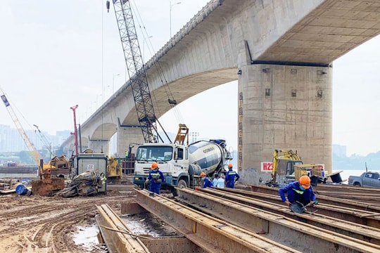 Để đầu tư công thành động lực cho doanh nghiệp