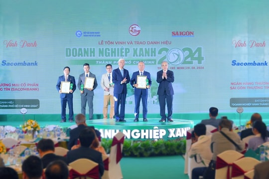 Sacombank đạt danh hiệu doanh nghiệp xanh hai năm liên tiếp