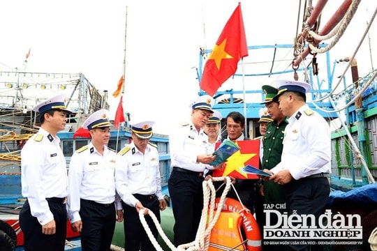 Điểm tựa cho ngư dân miền trung phát triển kinh tế biển