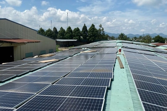Điện mặt trời mái nhà: Cần minh bạch sản lượng công suất đấu nối, lắp đặt