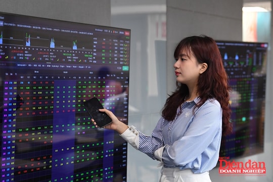 Cần thiết luật hoá hành vi thao túng chứng khoán