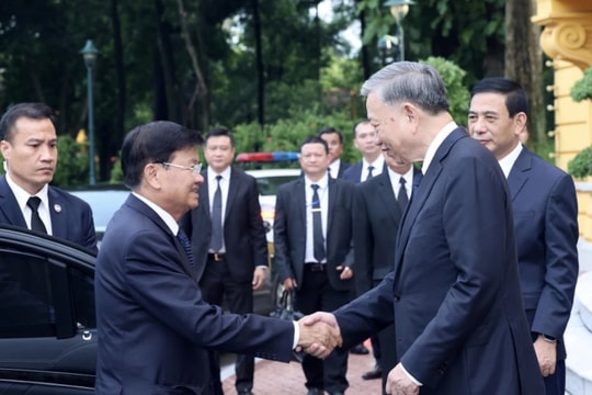 Đưa quan hệ Việt Nam - Lào lên tầm cao mới