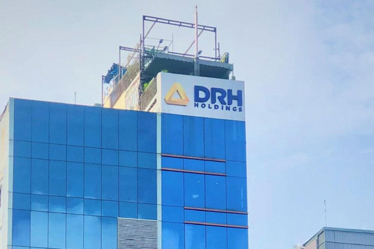 DRH Holdings lên tiếng về việc HoSE đình chỉ giao dịch đối với cổ phiếu DRH