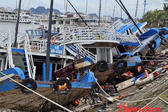 Quảng Ninh: Nan giải trục vớt tàu du lịch