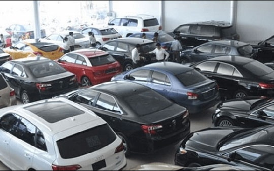 Hộ gia đình Việt làm quần quật hơn 4 năm, chỉ đủ tiền mua ô tô giá rẻ