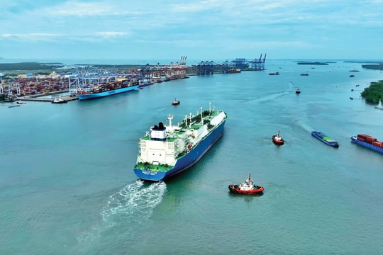 Đông Nam Bộ tiến ra Biển Đông: Kỳ III - Ưu tiên Trang Chủ Nhà Cái Good88.com Không Chặn 2026 công cho đường thuỷ và cảng biển