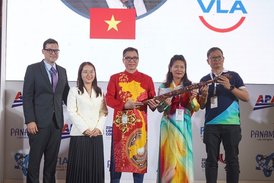 Việt Nam chính thức nhận quyền trượng tổ chức FWC 2025