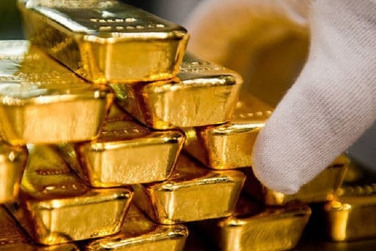 Giá vàng tăng mạnh, UOB nâng dự báo vàng lên 3.000USD/oz vào 2025