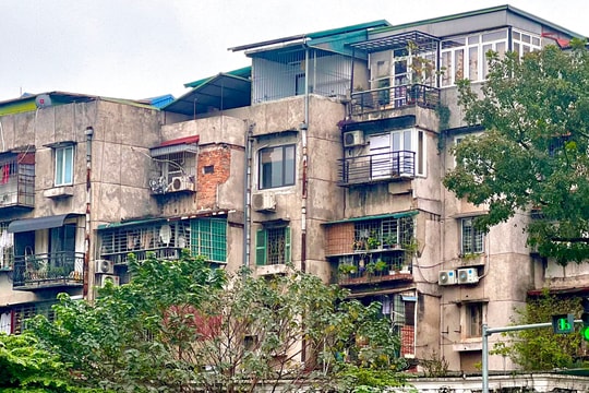 Cải tạo chung cư cũ chờ thay đổi từ cơ chế mới