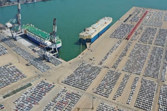 Nhiều nước châu Á tìm cách ứng phó hàng giá rẻ Trung Quốc