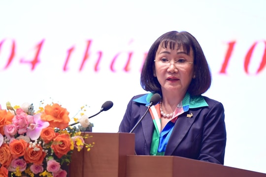 Thủ tướng gặp đại diện doanh nghiệp: Cần những chính sách kích cầu tiêu dùng