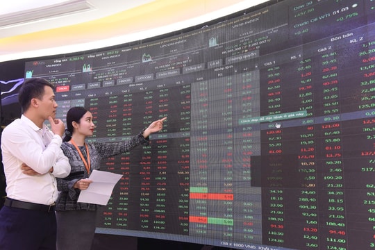 Khối ngoại quay lại mua ròng cổ phiếu VIX