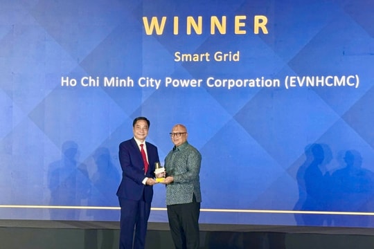 EVNHCMC liên tiếp đạt 2 giải thưởng quốc tế cho “Lưới điện thông minh - Smart Grid”