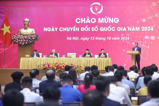 Thủ tướng: Phải có tinh thần "bắt kịp, tiến cùng và vượt lên" về chuyển đổi số