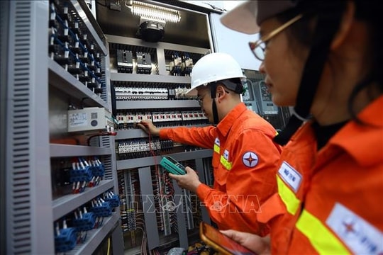 Giá điện tăng 4,8% tác động thế nào tới hàng hóa?