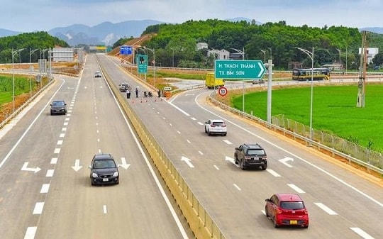 Thu phí đường cao tốc do Nhà nước đầu tư: Mức thu đã phù hợp