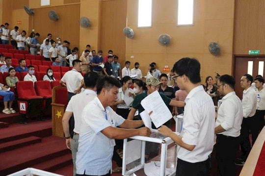 Vì sao dừng đấu giá 39 thửa đất ở Hà Nội?