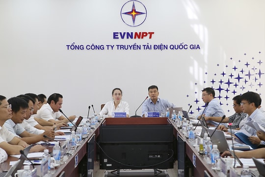 Tăng cường hợp tác trong đầu tư xây dựng giữa EVNNPT và EVNNPC