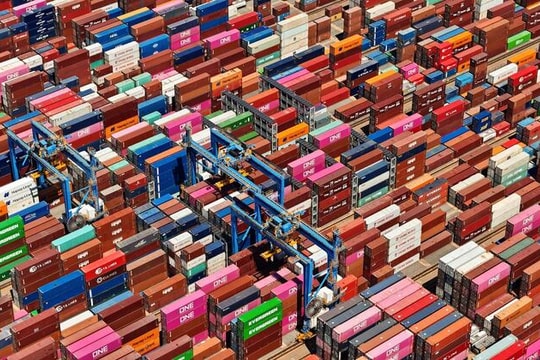 Đáng lo triển vọng châu Á bất chấp tín hiệu phục hồi từ Trung Quốc