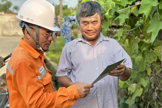 PC Hà Tĩnh tiếp tục đẩy mạnh tuyên truyền an toàn điện trong mùa mưa bão